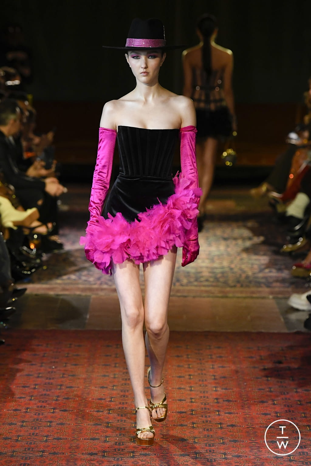 Fashion Week New York Fall/Winter 2022 look 24 from the Bronx & Banco collection womenswear