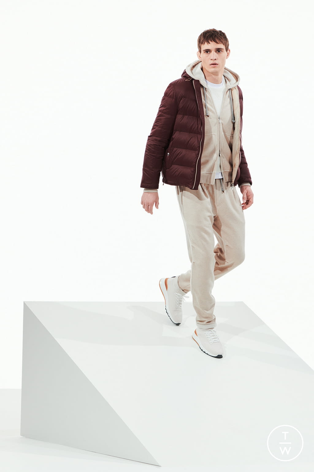 Fashion Week Milan Fall/Winter 2021 look 8 from the Brunello Cucinelli collection 男装