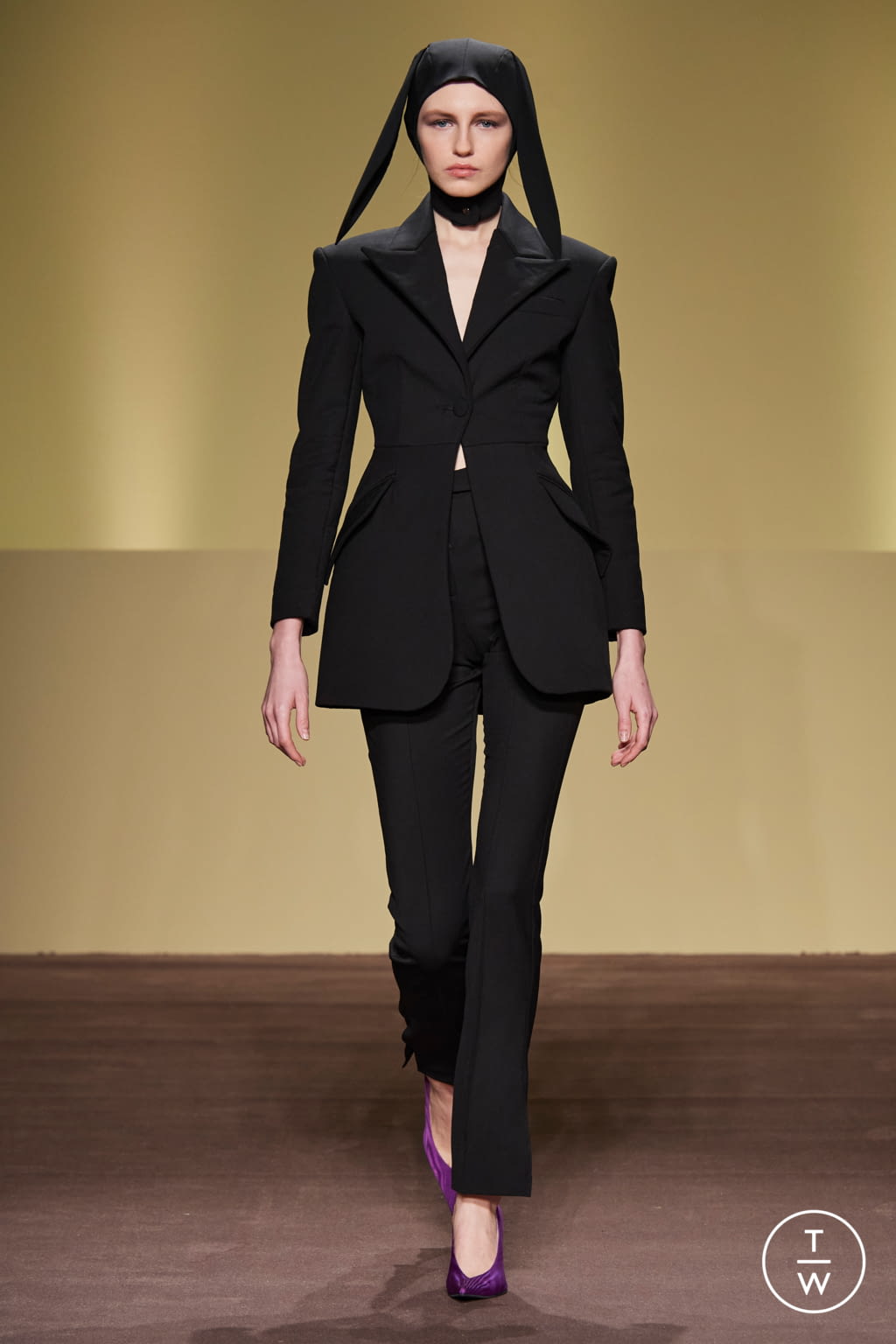 Fashion Week Milan Fall/Winter 2021 look 9 de la collection BUDAPEST SELECT womenswear