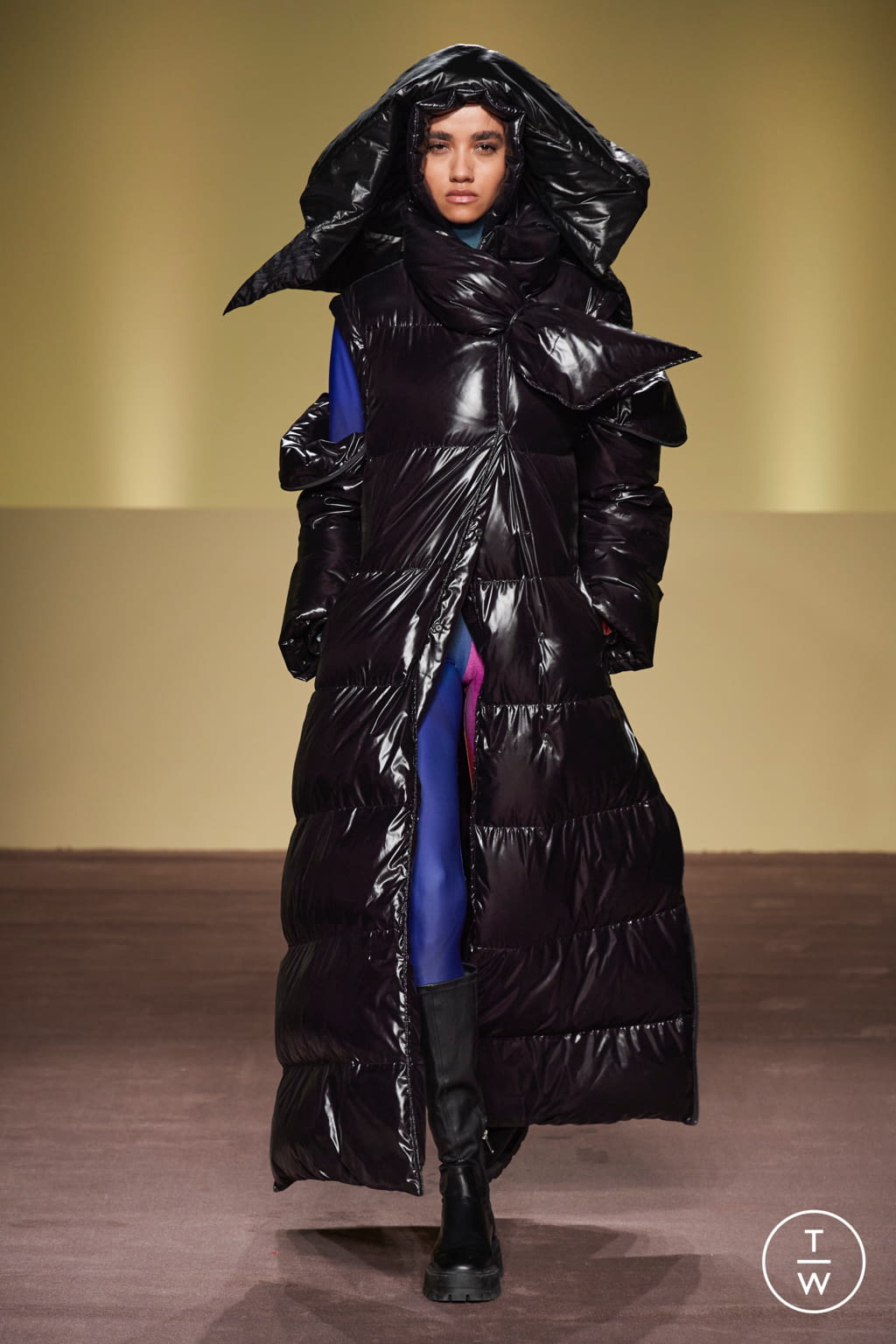 Fashion Week Milan Fall/Winter 2021 look 13 from the BUDAPEST SELECT collection 女装