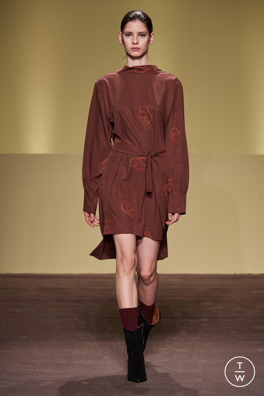 Fashion Week Milan Fall/Winter 2021 look 71 from the BUDAPEST SELECT collection womenswear
