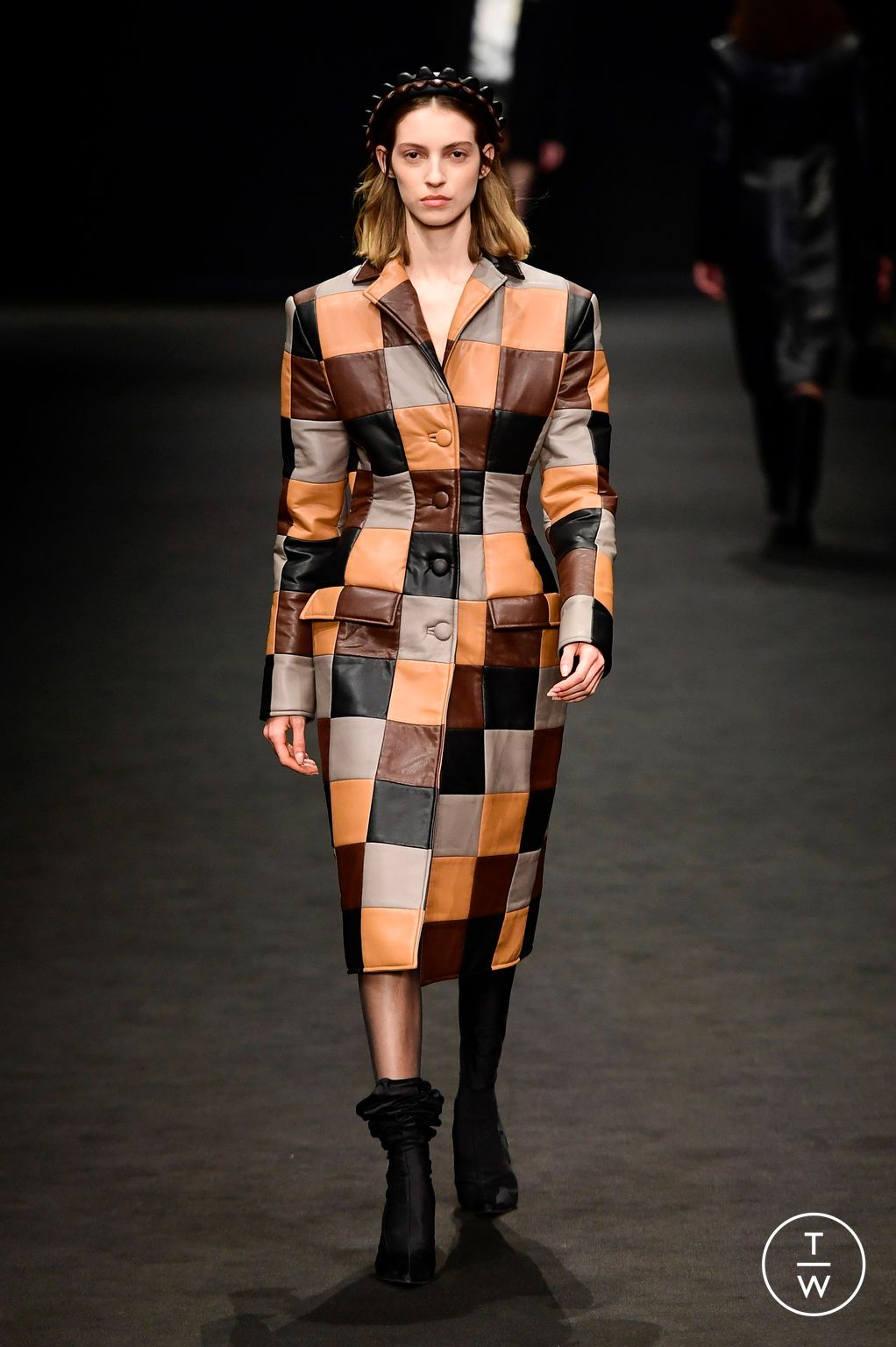 Fashion Week Milan Fall/Winter 2023 look 35 from the BUDAPEST SELECT collection womenswear