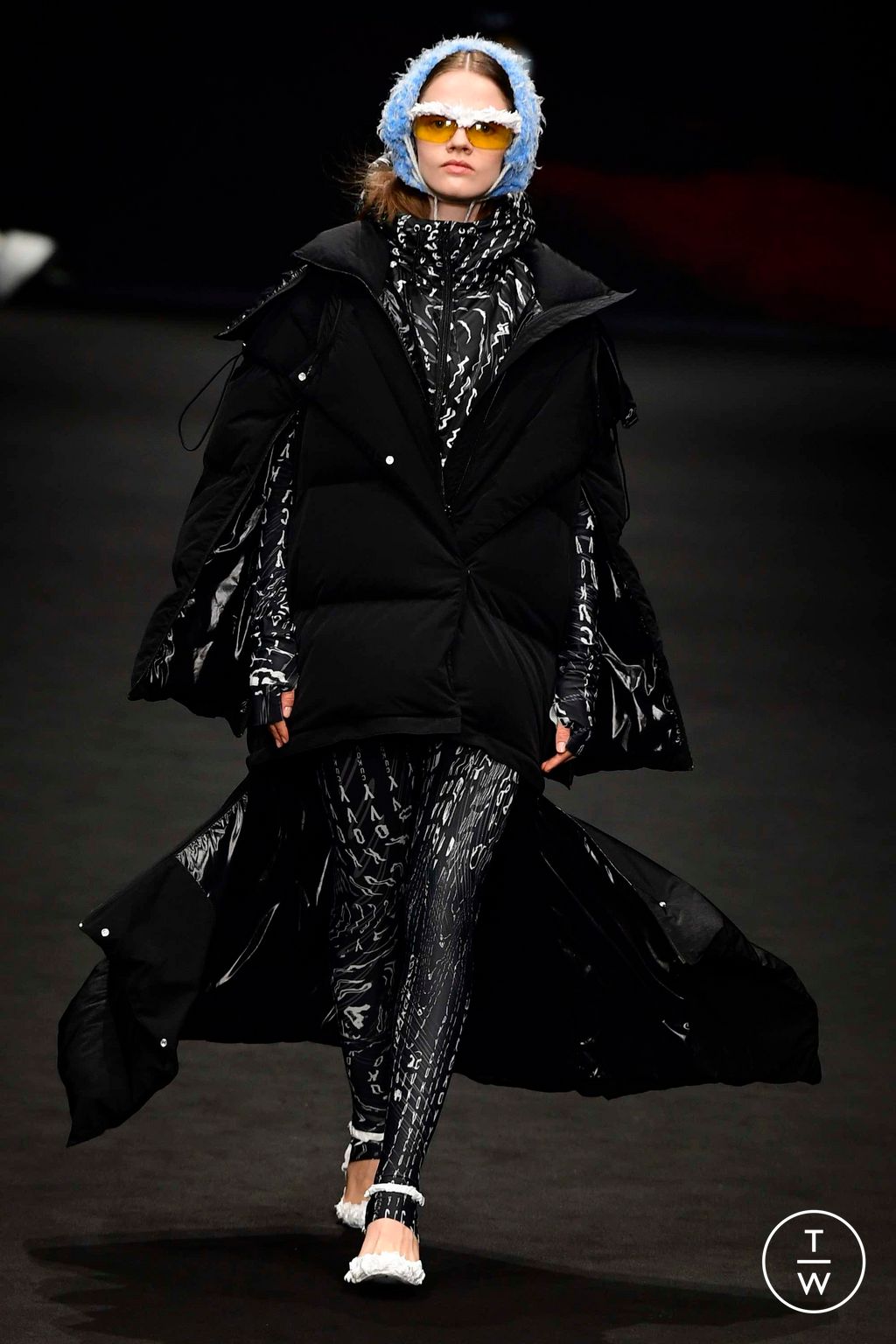 Fashion Week Milan Fall/Winter 2023 look 1 de la collection BUDAPEST SELECT womenswear