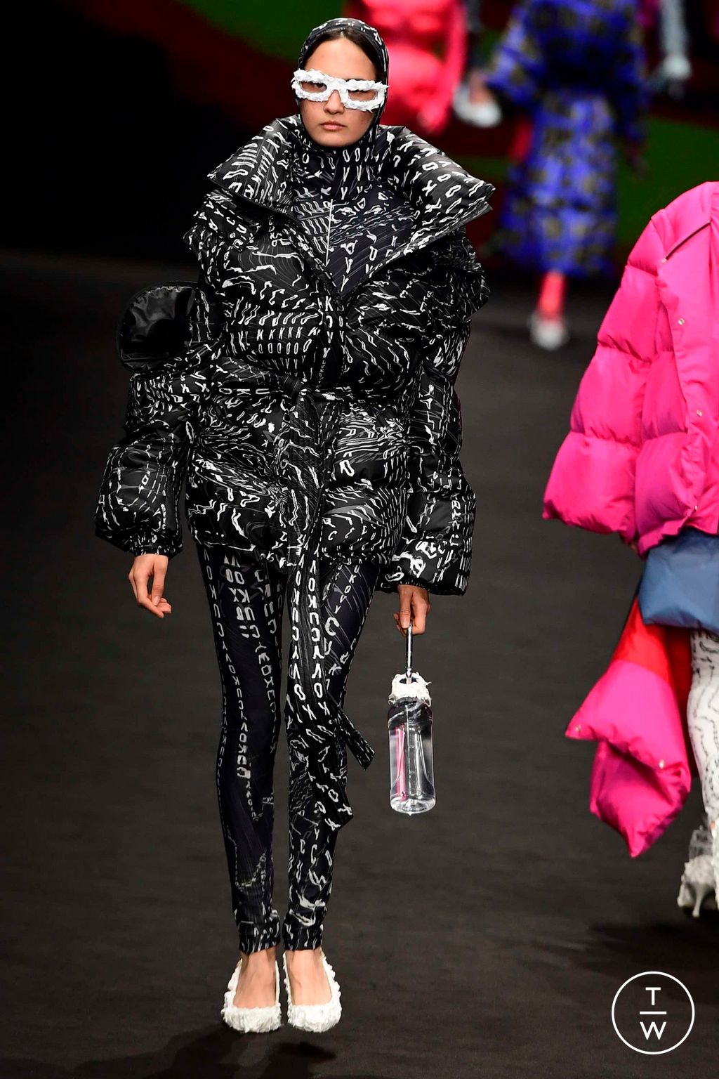 Fashion Week Milan Fall/Winter 2023 look 6 de la collection BUDAPEST SELECT womenswear