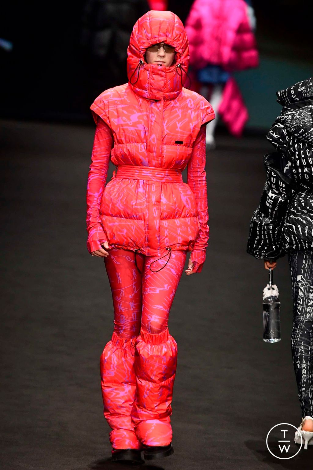 Fashion Week Milan Fall/Winter 2023 look 7 de la collection BUDAPEST SELECT womenswear