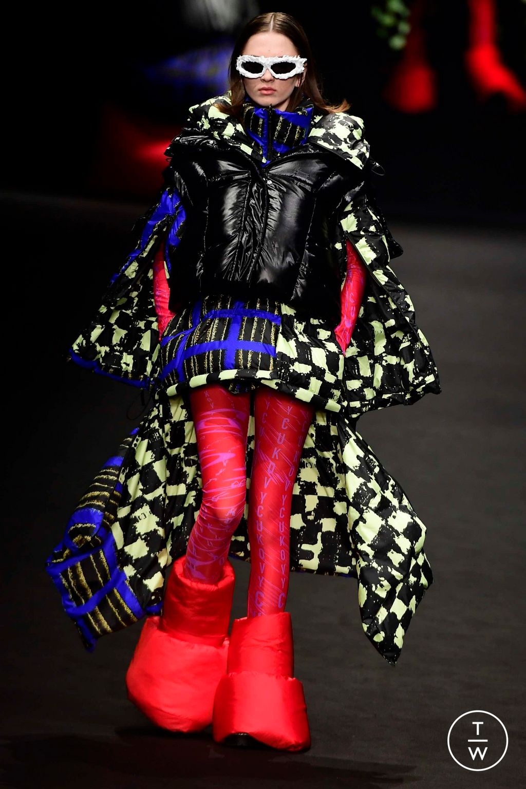 Fashion Week Milan Fall/Winter 2023 look 11 from the BUDAPEST SELECT collection 女装