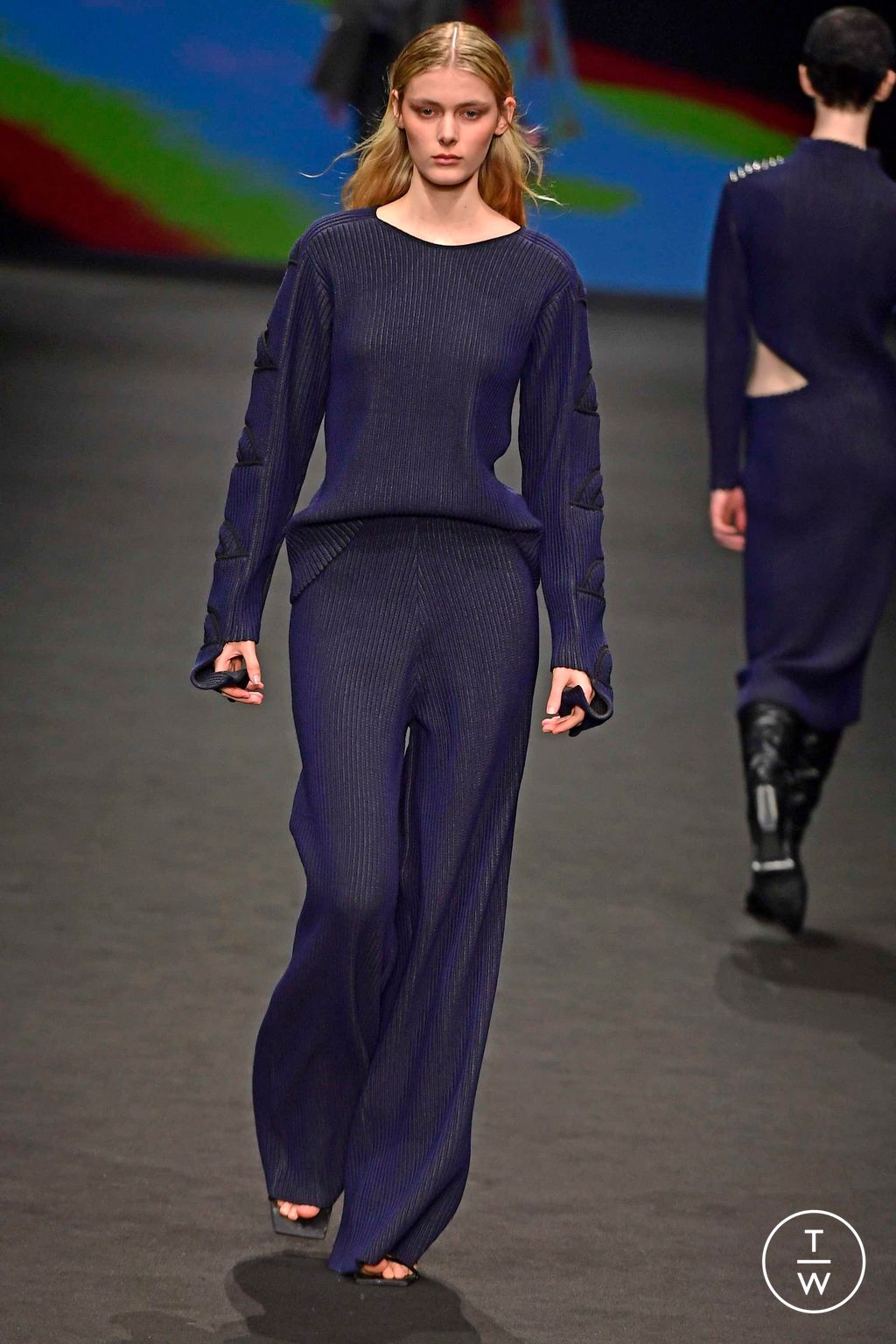 Fashion Week Milan Fall/Winter 2023 look 16 de la collection BUDAPEST SELECT womenswear