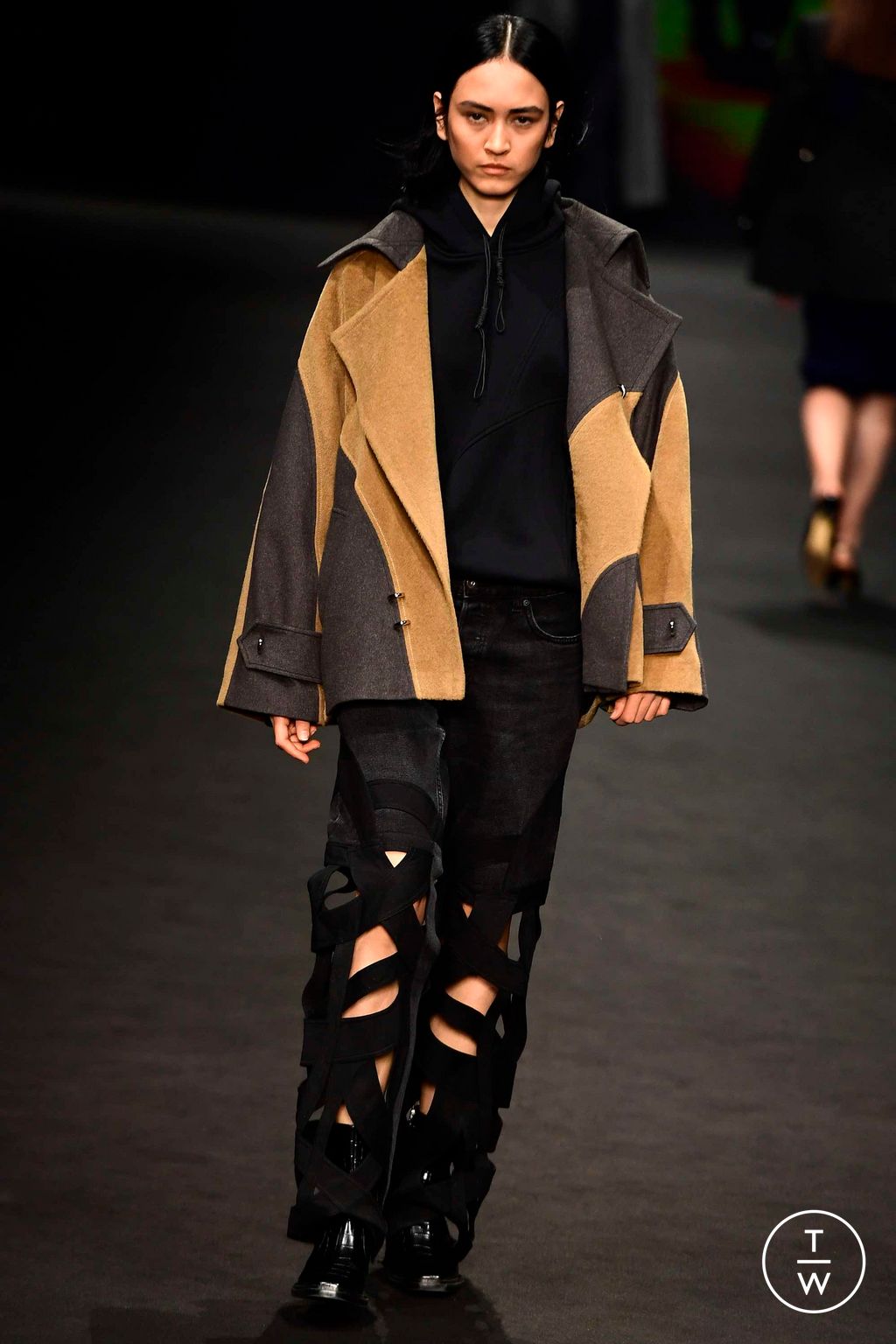 Fashion Week Milan Fall/Winter 2023 look 21 from the BUDAPEST SELECT collection womenswear