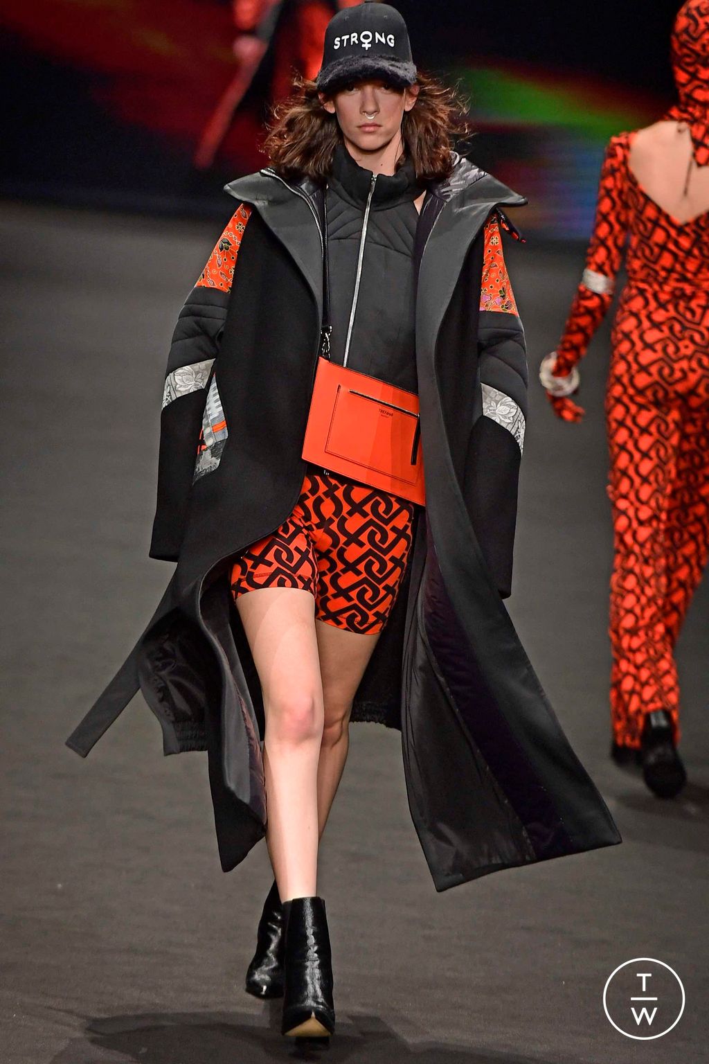 Fashion Week Milan Fall/Winter 2023 look 32 from the BUDAPEST SELECT collection womenswear