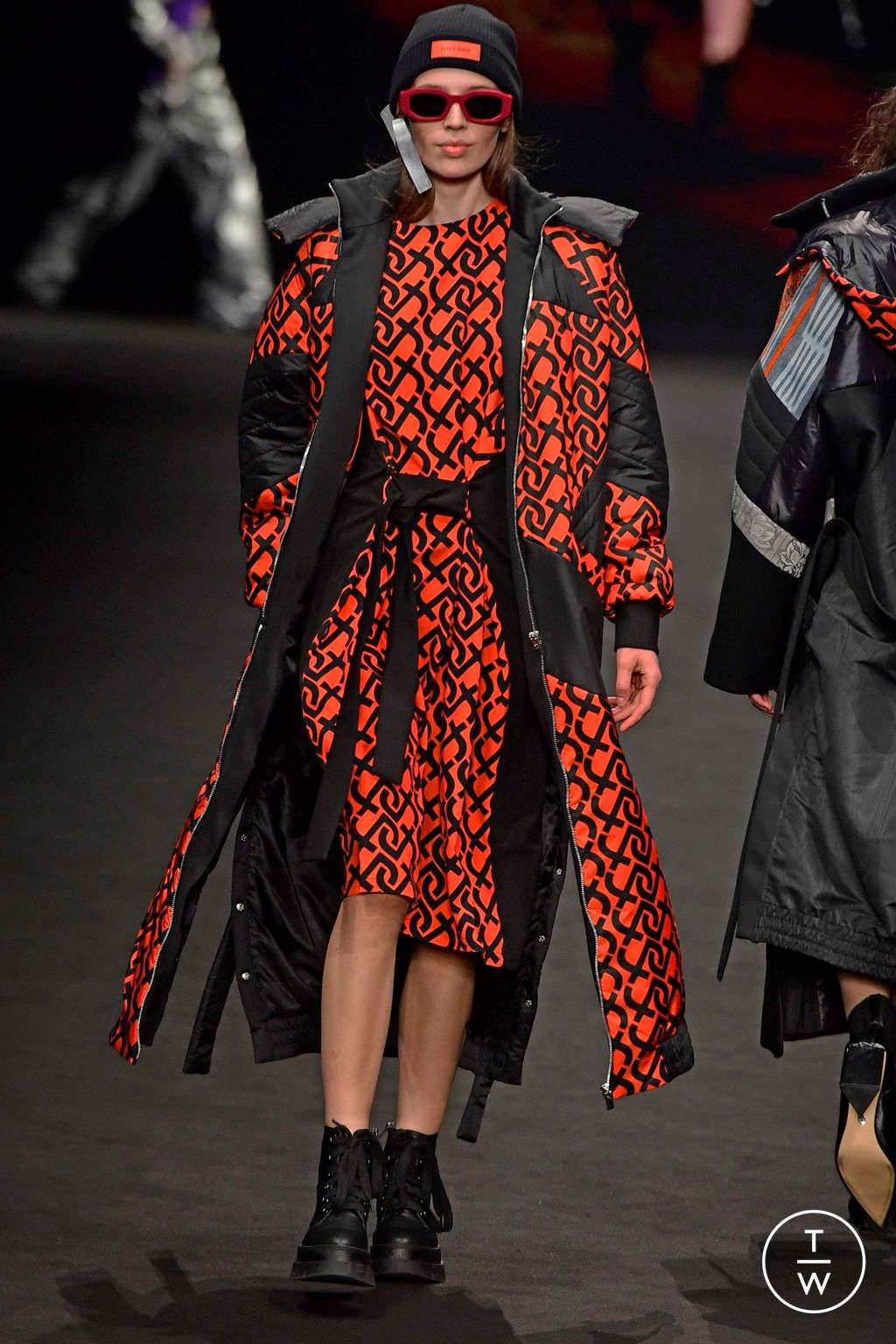 Fashion Week Milan Fall/Winter 2023 look 33 de la collection BUDAPEST SELECT womenswear
