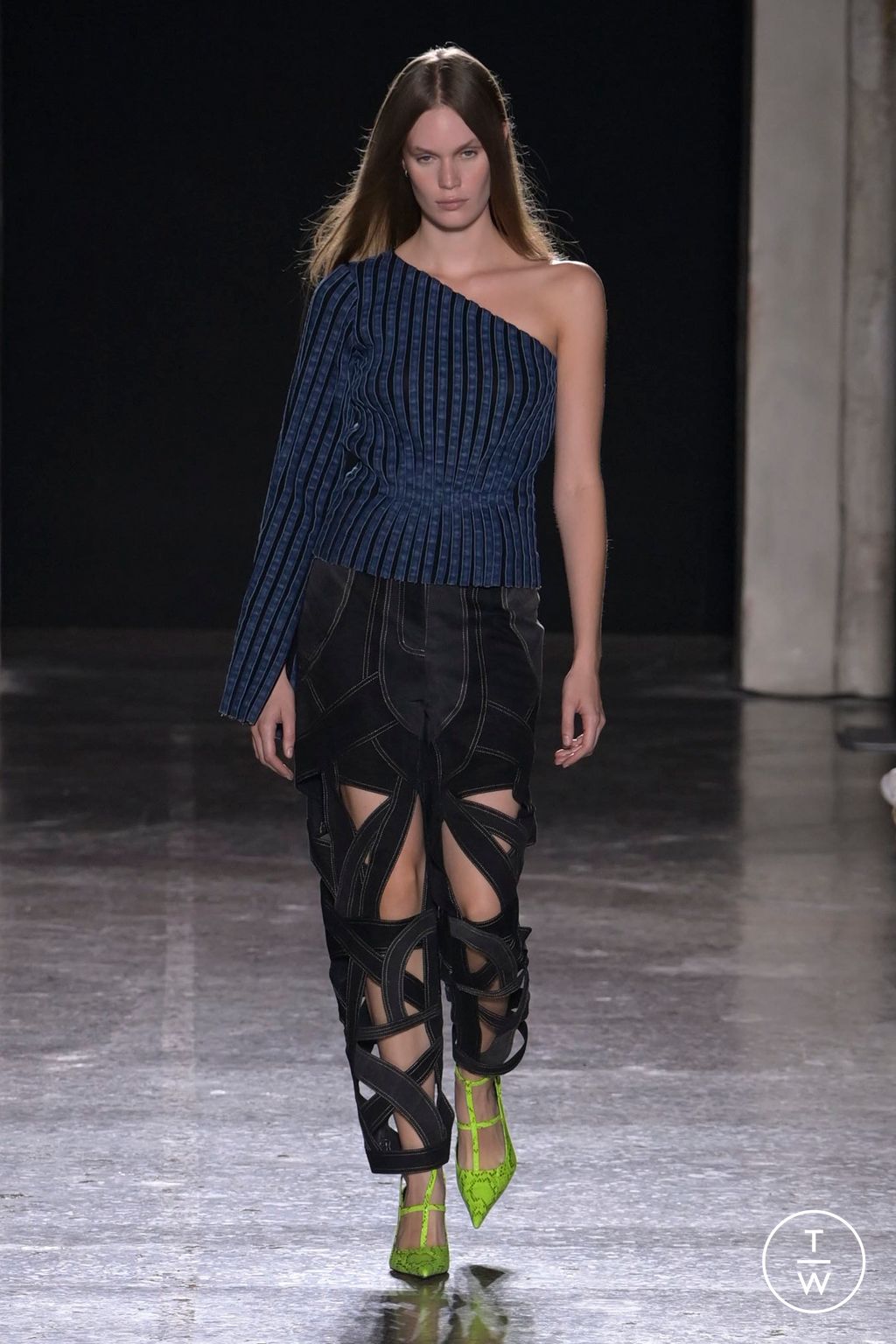 Fashion Week Milan Spring/Summer 2024 look 10 from the BUDAPEST SELECT collection womenswear