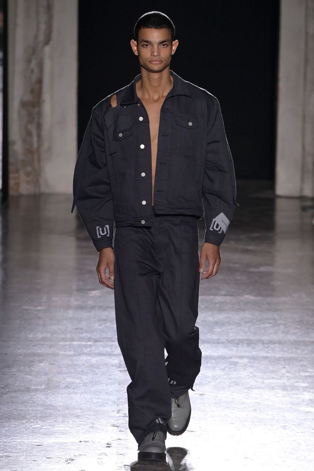 Fashion Week Milan Spring/Summer 2024 look 13 from the BUDAPEST SELECT collection womenswear