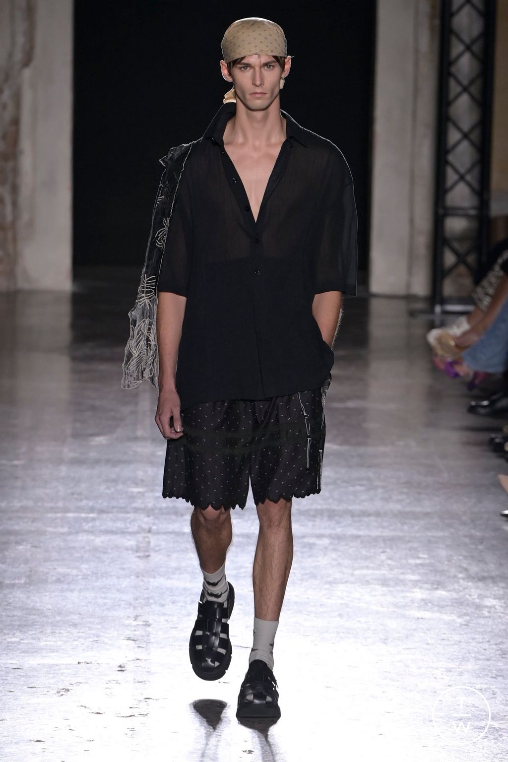 Fashion Week Milan Spring/Summer 2024 look 23 from the BUDAPEST SELECT collection womenswear