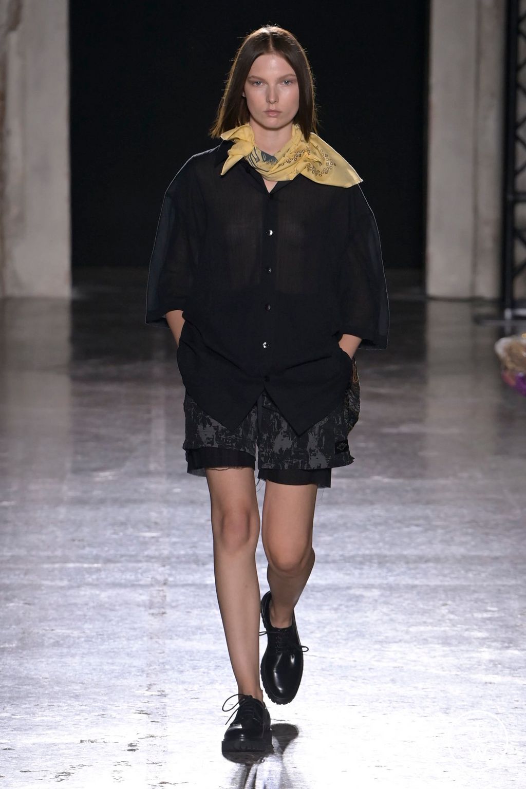 Fashion Week Milan Spring/Summer 2024 look 24 de la collection BUDAPEST SELECT womenswear