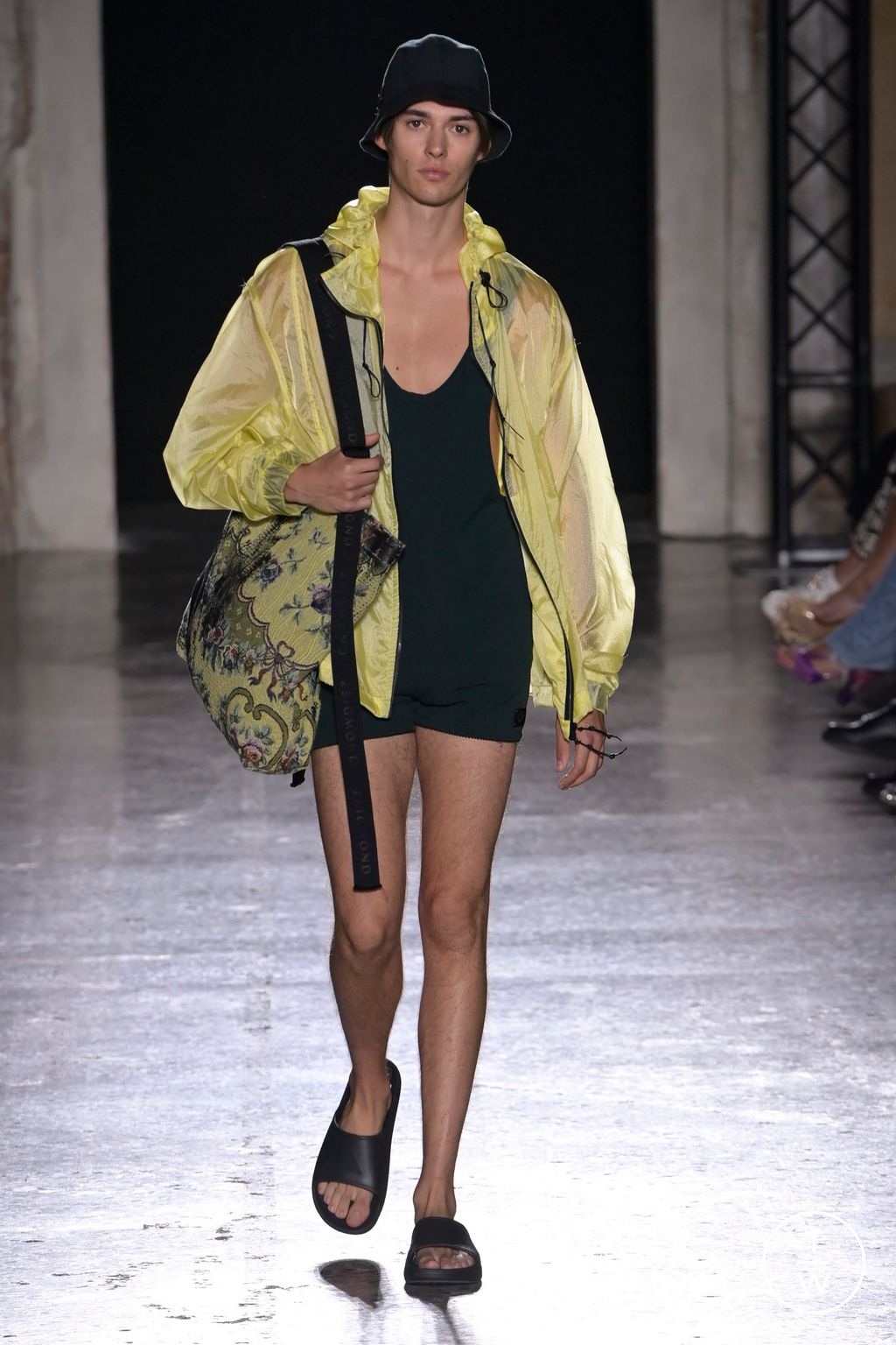 Fashion Week Milan Spring/Summer 2024 look 30 from the BUDAPEST SELECT collection womenswear