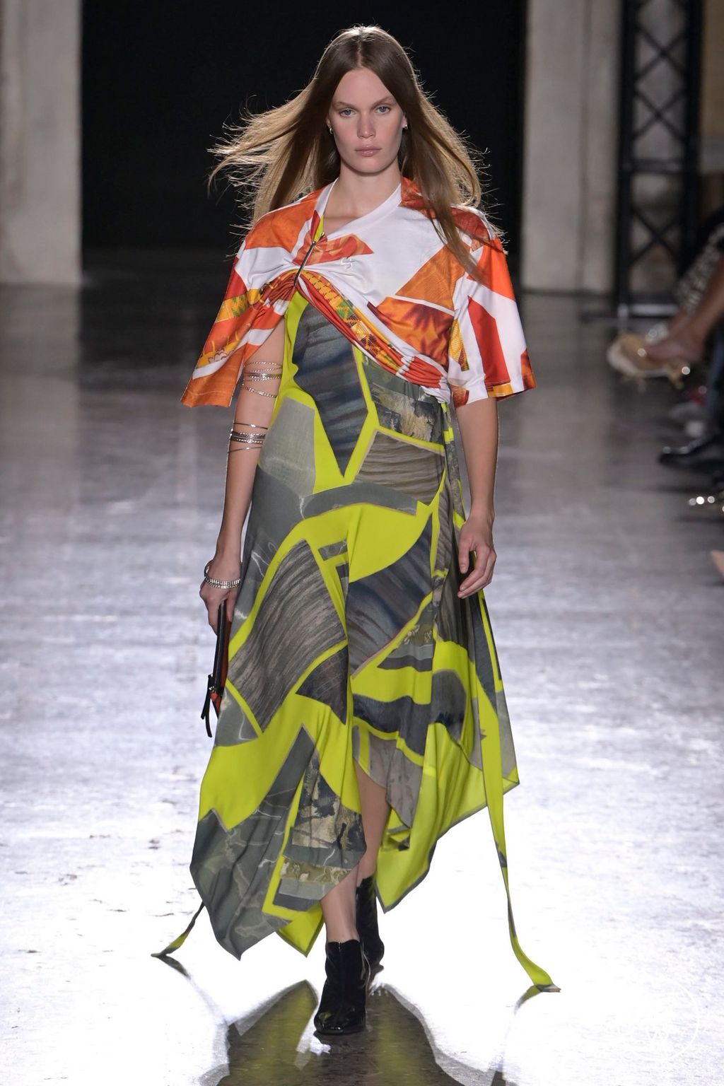 Fashion Week Milan Spring/Summer 2024 look 41 from the BUDAPEST SELECT collection womenswear