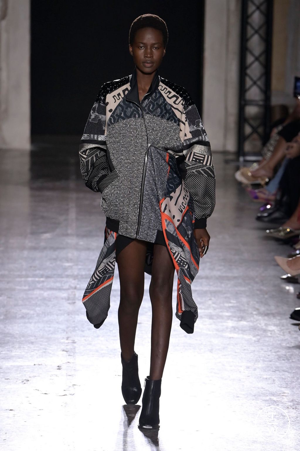 Fashion Week Milan Spring/Summer 2024 look 46 from the BUDAPEST SELECT collection womenswear