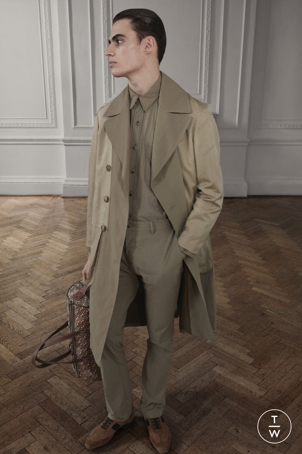 Fashion Week London Pre-Fall 2019 look 3 from the Burberry collection menswear
