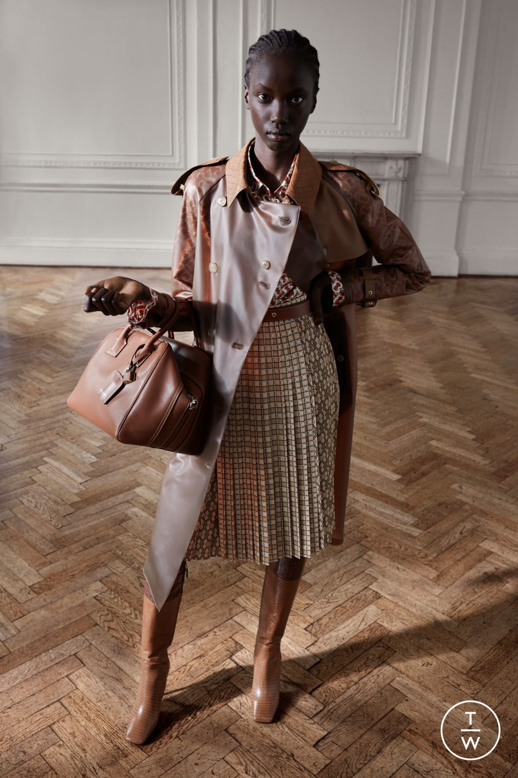 Fashion Week London Pre-Fall 2019 look 6 from the Burberry collection womenswear
