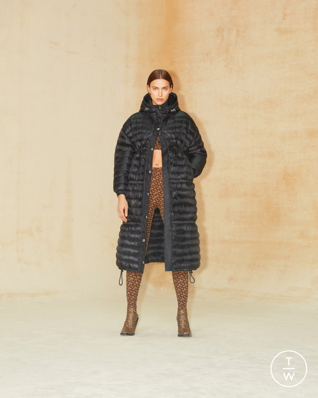 Fashion Week London Pre-Fall 2020 look 13 from the Burberry collection 女装