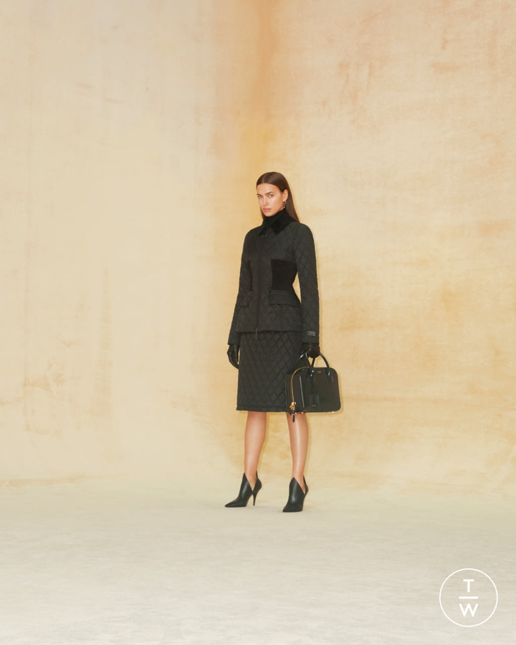 Fashion Week London Pre-Fall 2020 look 21 from the Burberry collection womenswear