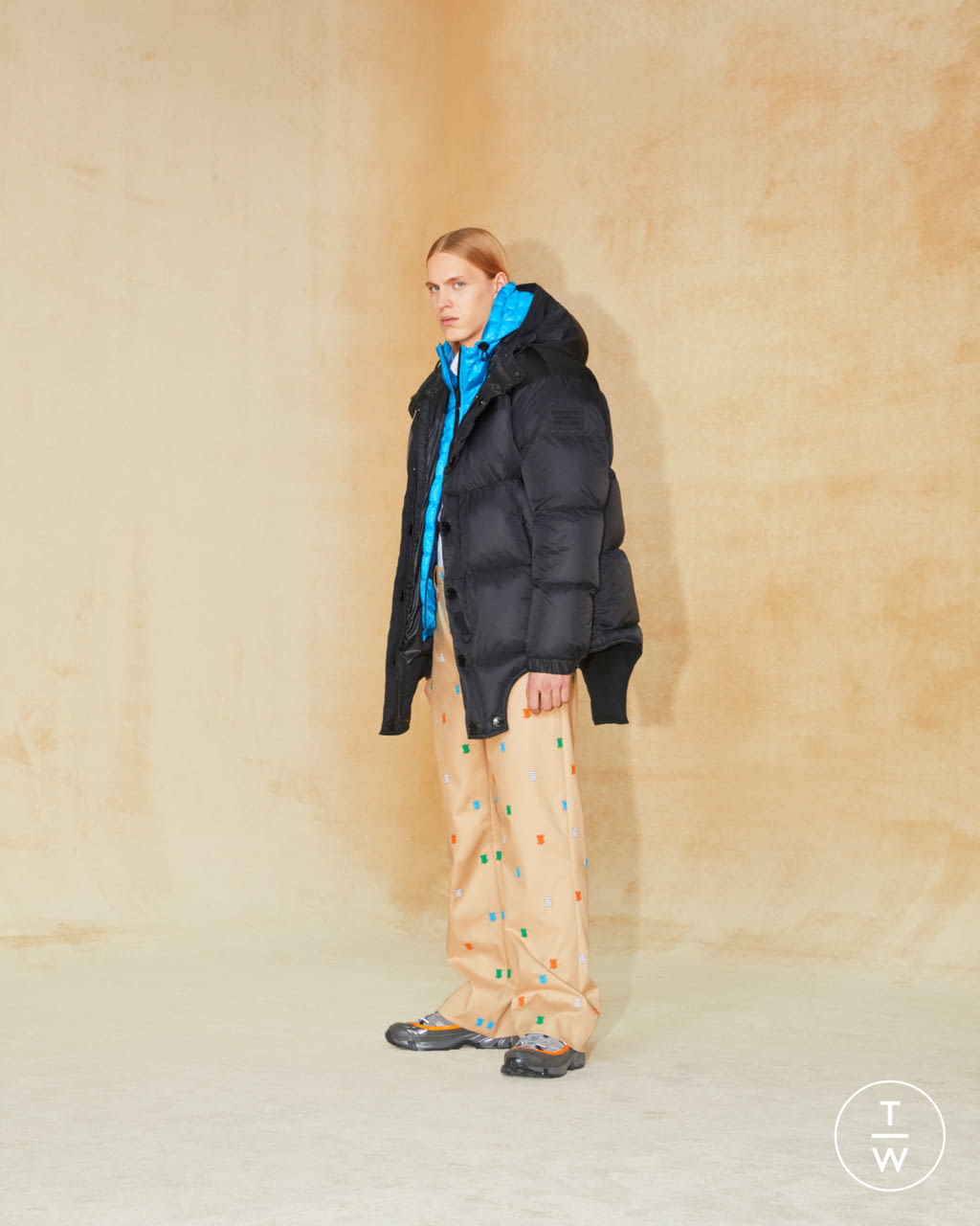 Fashion Week London Pre-Fall 2020 look 39 from the Burberry collection 女装