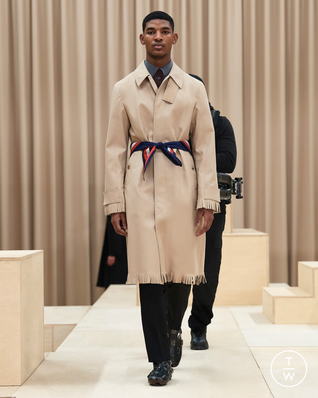 Fashion Week London Fall/Winter 2021 look 17 from the Burberry collection 男装
