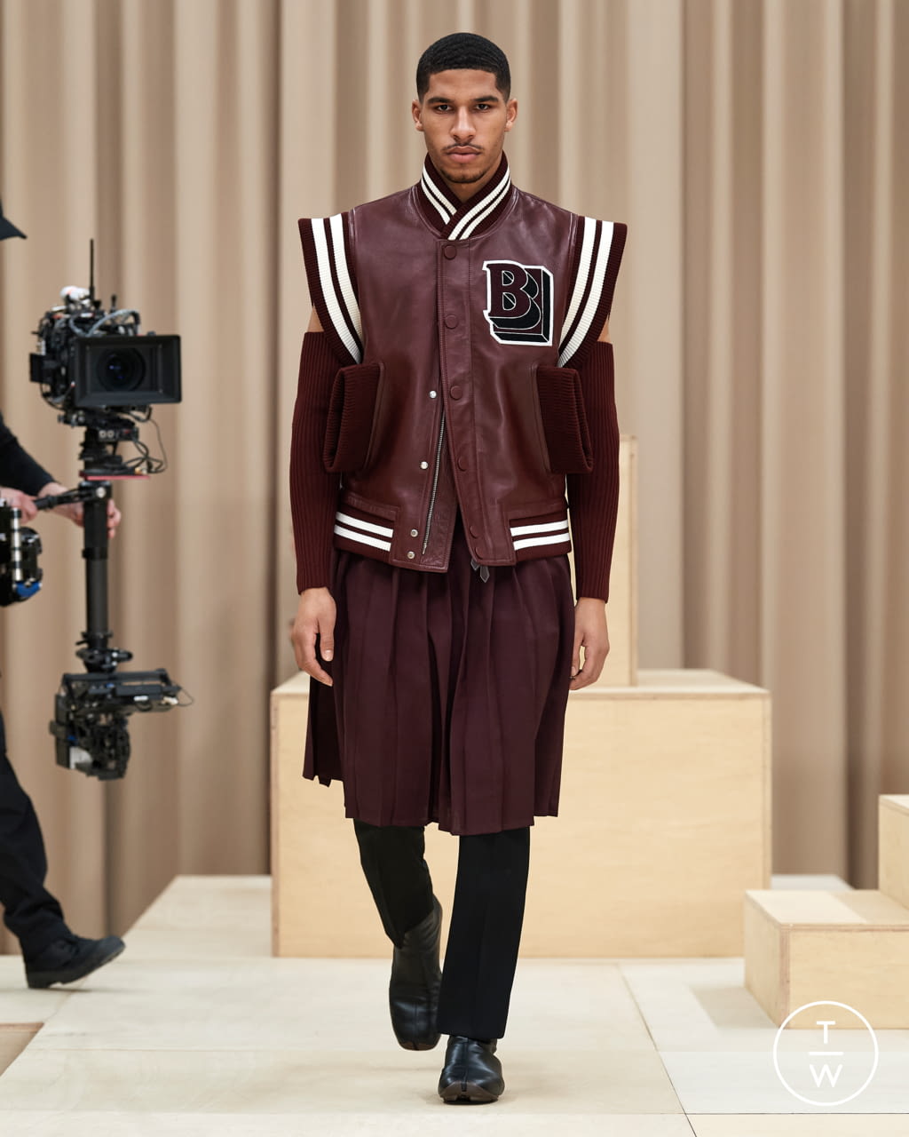 Fashion Week London Fall/Winter 2021 look 22 from the Burberry collection menswear