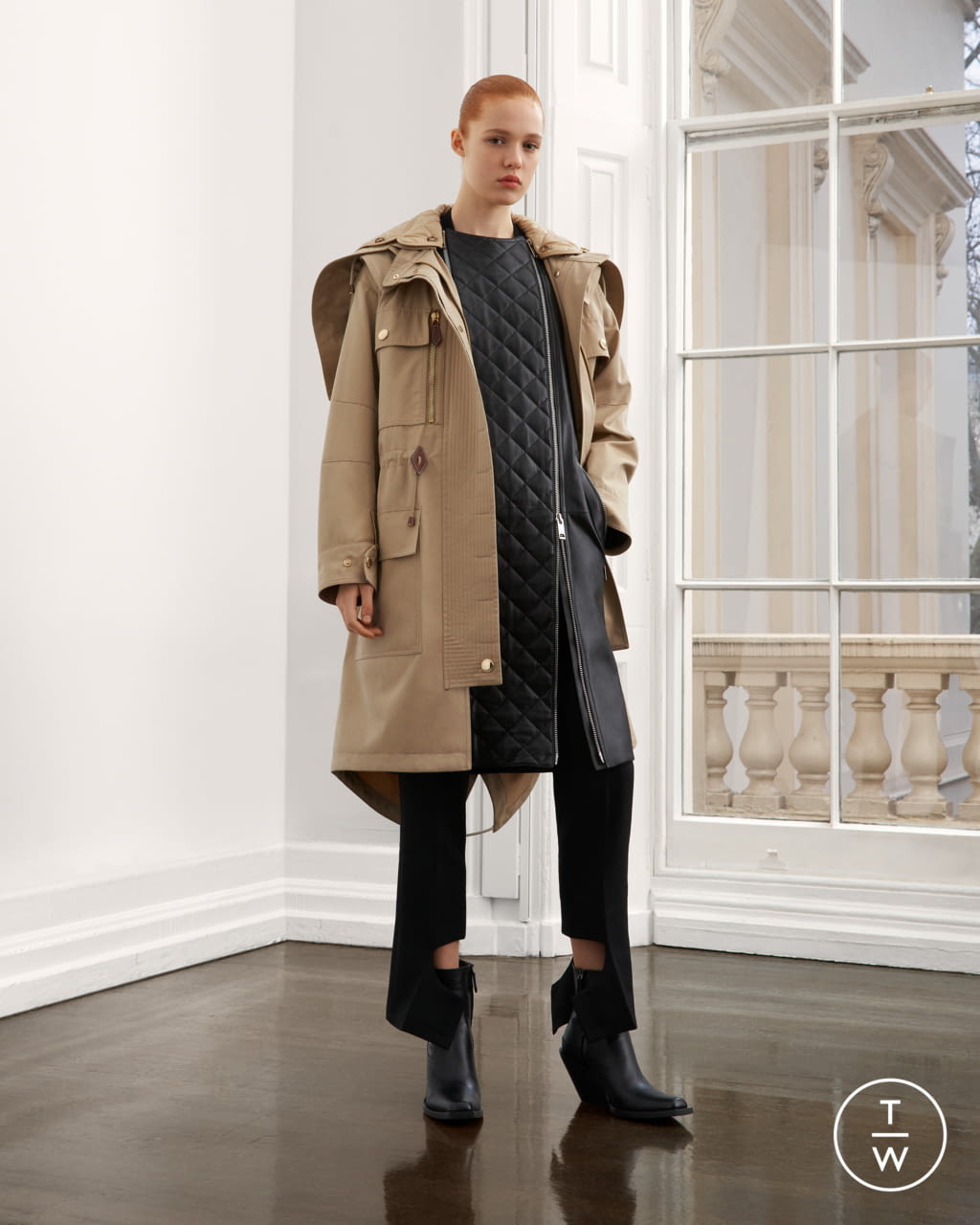 Fashion Week London Pre-Fall 2021 look 13 from the Burberry collection womenswear