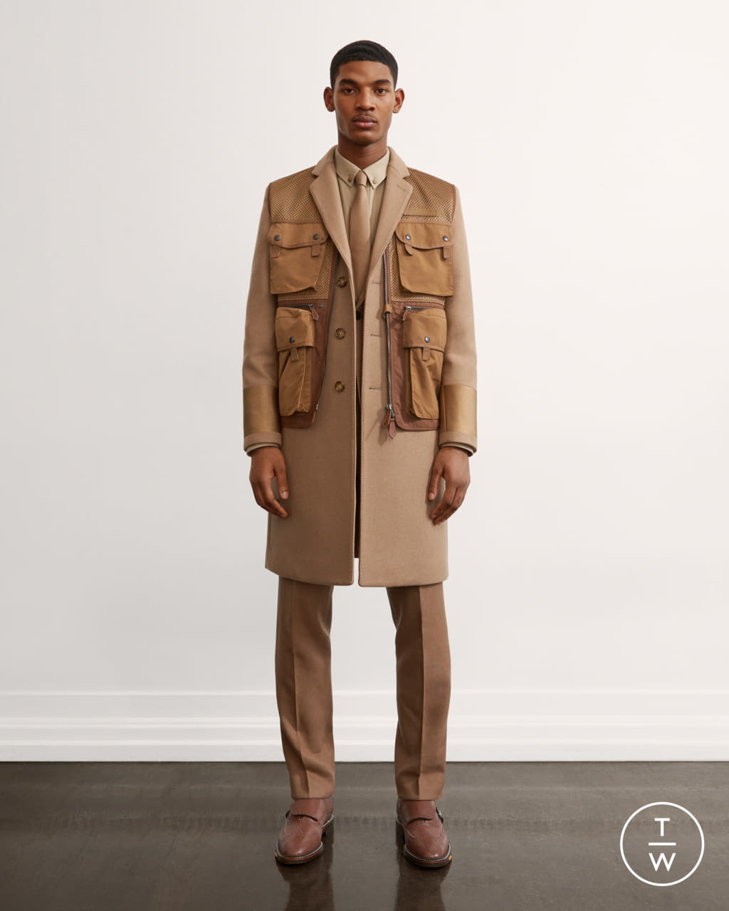 Fashion Week London Pre-Fall 2021 look 3 from the Burberry collection womenswear