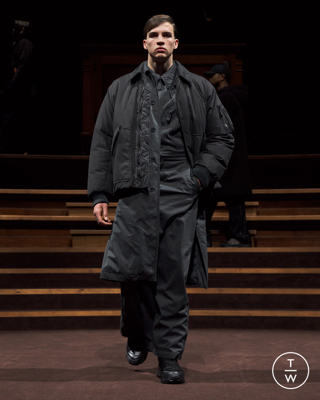 Fashion Week London Fall/Winter 2022 look 14 from the Burberry collection menswear