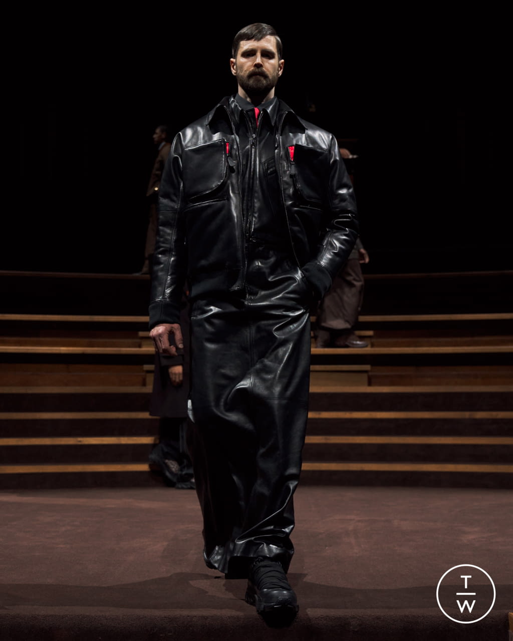 Fashion Week London Fall/Winter 2022 look 16 from the Burberry collection 男装