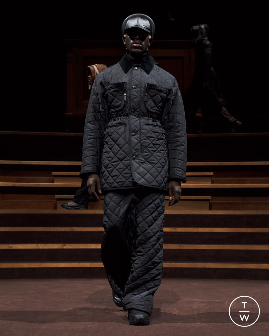 Fashion Week London Fall/Winter 2022 look 23 from the Burberry collection 男装