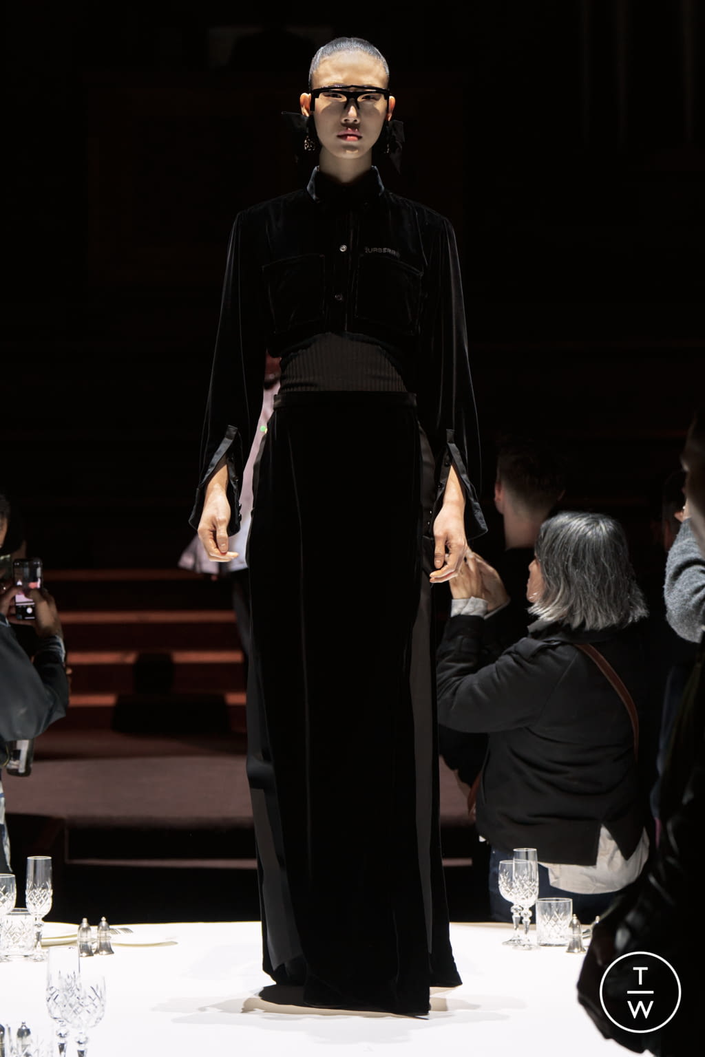 Fashion Week London Fall/Winter 2022 look 52 de la collection Burberry womenswear