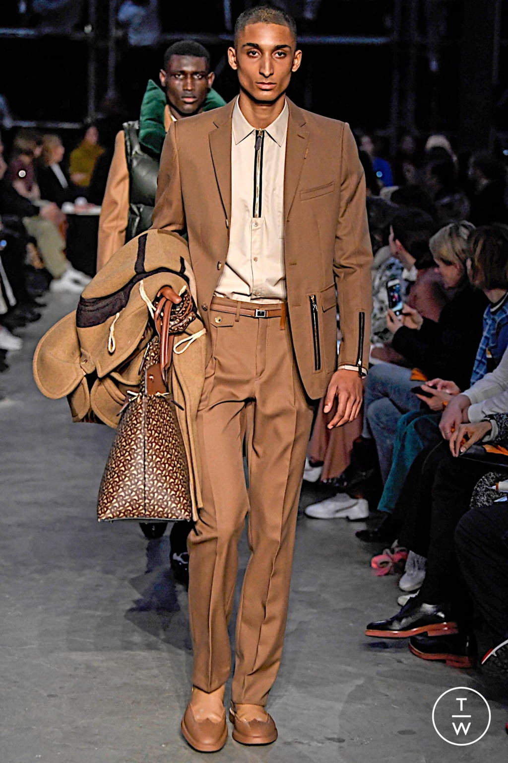 Fashion Week London Fall/Winter 2019 look 57 from the Burberry collection menswear