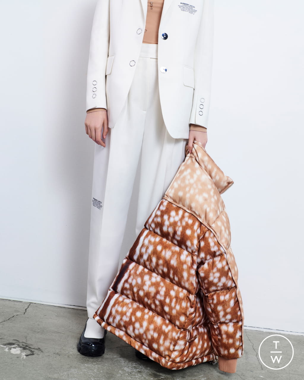 Fashion Week London Resort 2020 look 26 from the Burberry collection womenswear