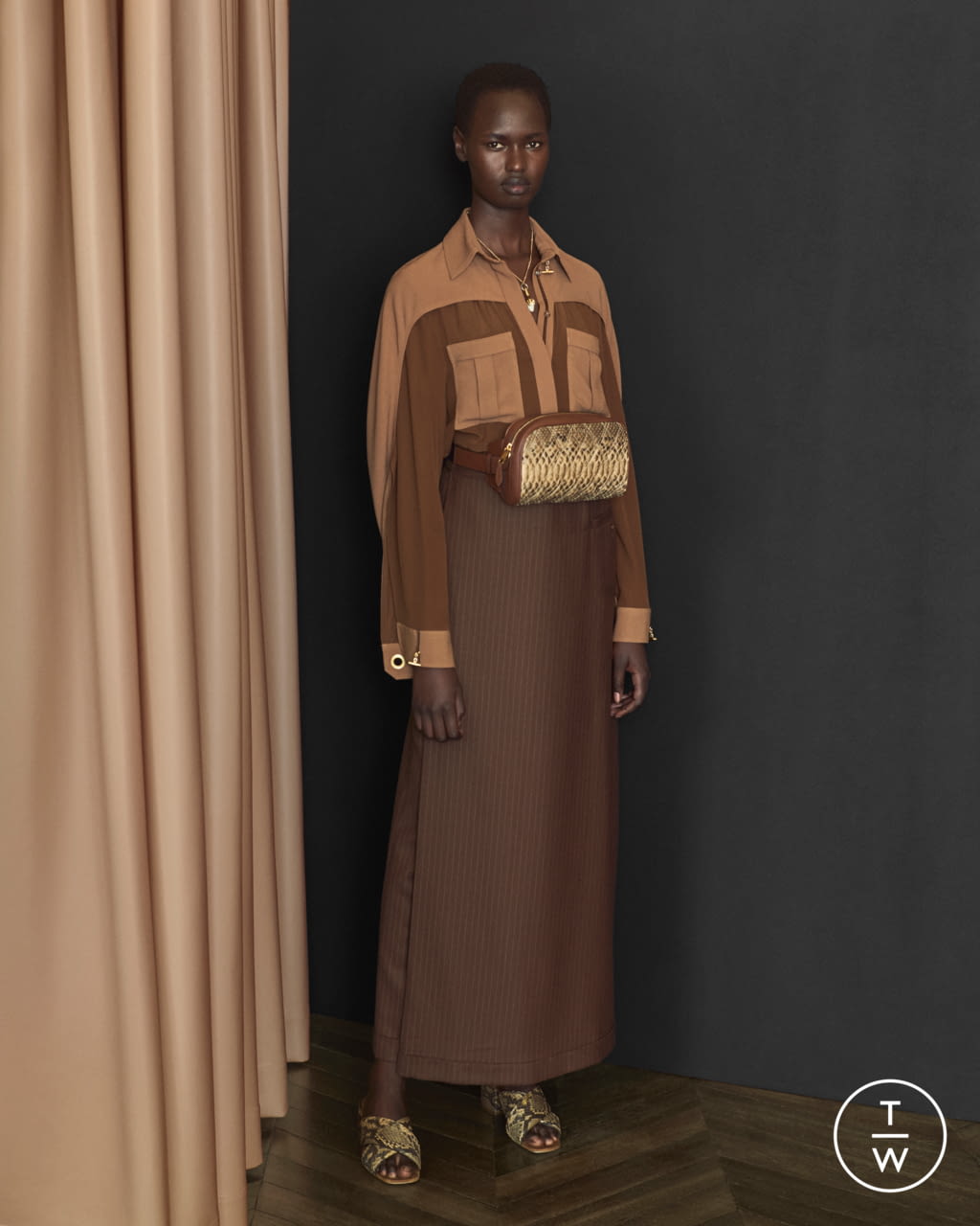 Fashion Week London Resort 2020 look 41 from the Burberry collection womenswear