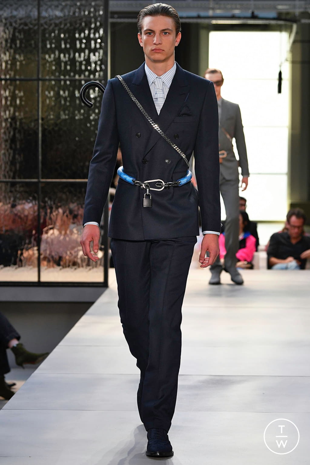 Fashion Week London Spring/Summer 2019 look 48 from the Burberry collection menswear