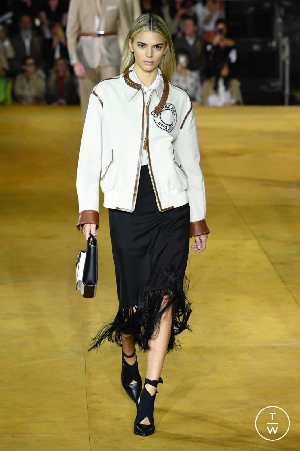 Fashion Week London Spring/Summer 2020 look 3 from the Burberry collection womenswear