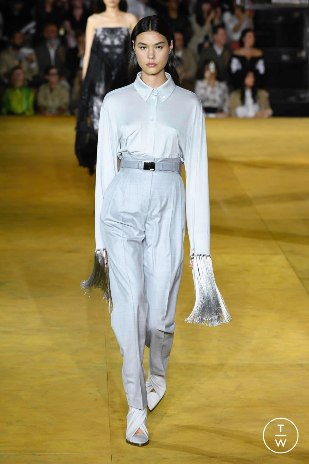 Fashion Week London Spring/Summer 2020 look 6 de la collection Burberry womenswear