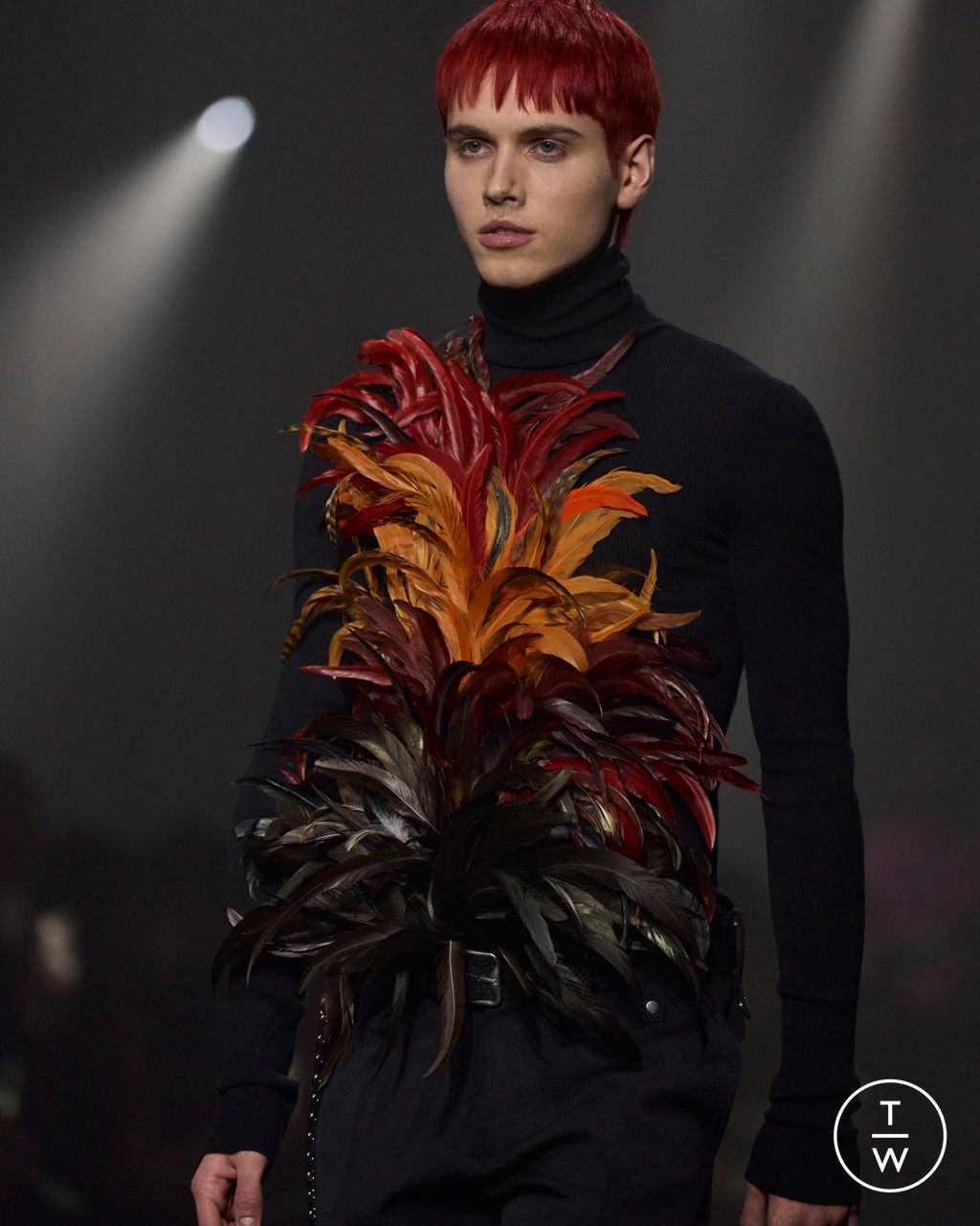 Fashion Week London Fall/Winter 2023 look 40 from the Burberry collection 女装配饰