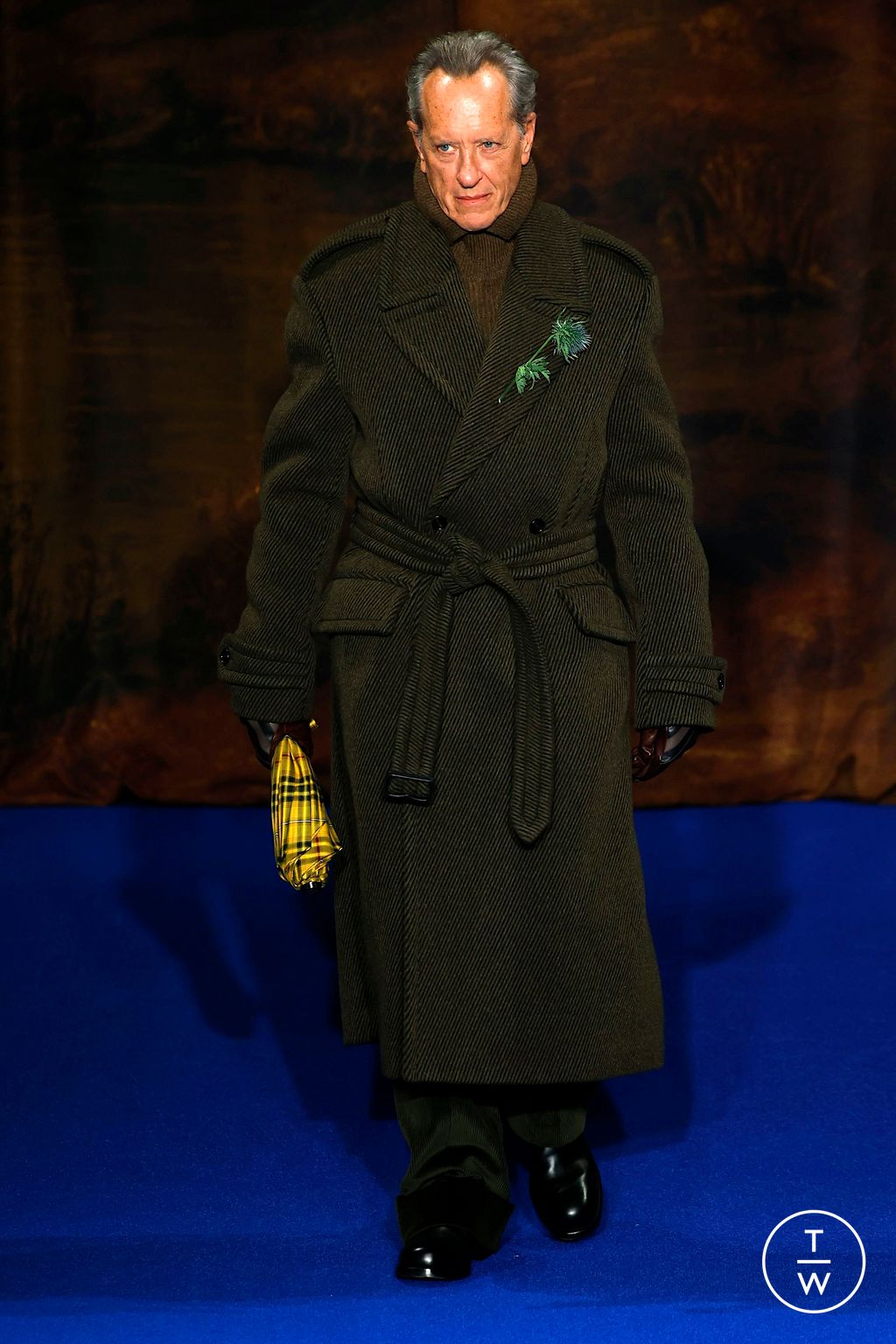 Fashion Week London Fall/Winter 2025 look 10 from the Burberry collection womenswear