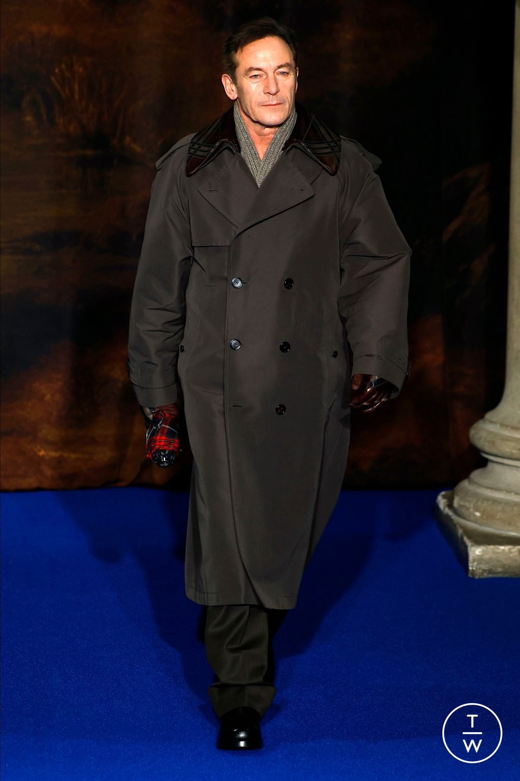 Fashion Week London Fall/Winter 2025 look 45 from the Burberry collection 女装