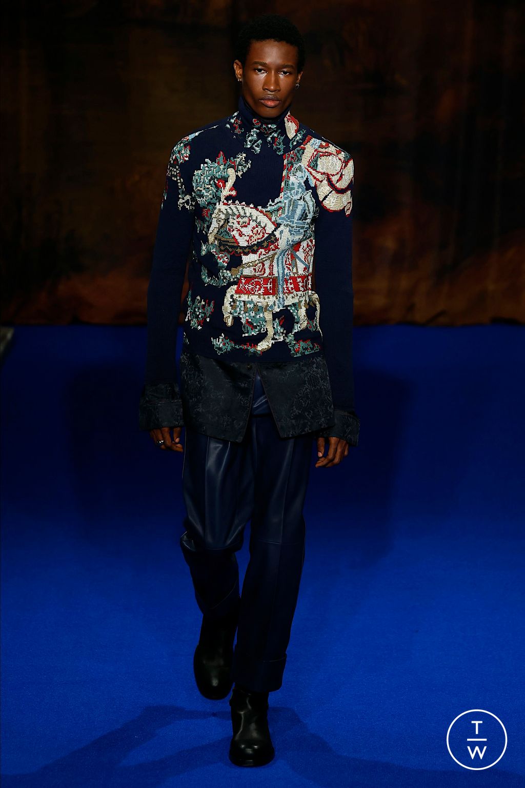 Fashion Week London Fall/Winter 2025 look 50 from the Burberry collection womenswear