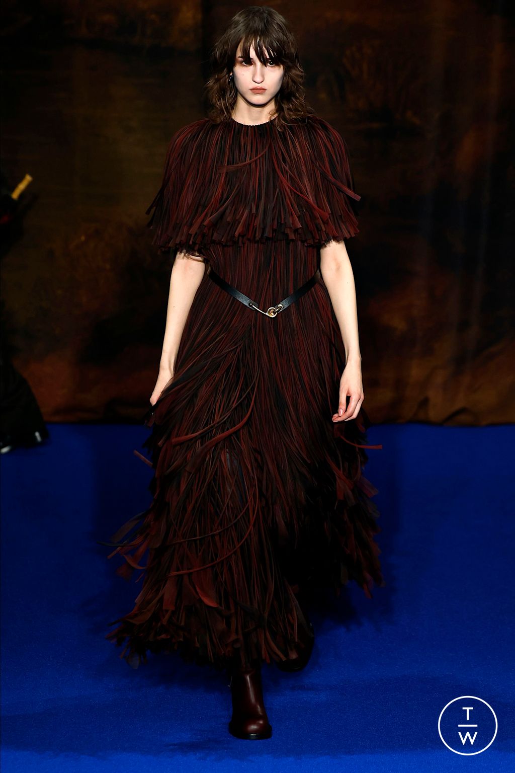 Fashion Week London Fall/Winter 2025 look 56 from the Burberry collection womenswear