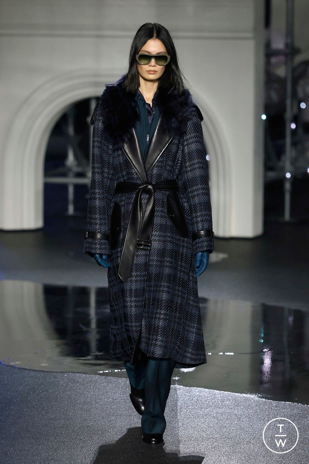 Fashion Week London Fall/Winter 2026 look 8 de la collection Burberry womenswear