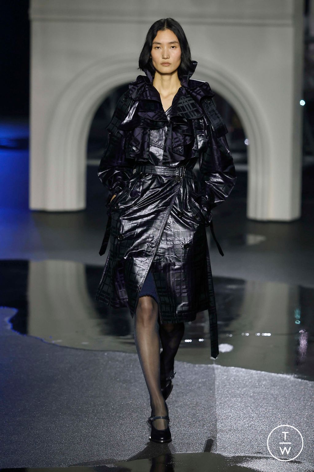 Fashion Week London Fall/Winter 2026 look 55 de la collection Burberry womenswear