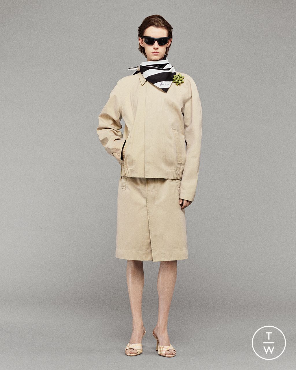 Fashion Week London Resort 2025 look 1 from the Burberry collection womenswear