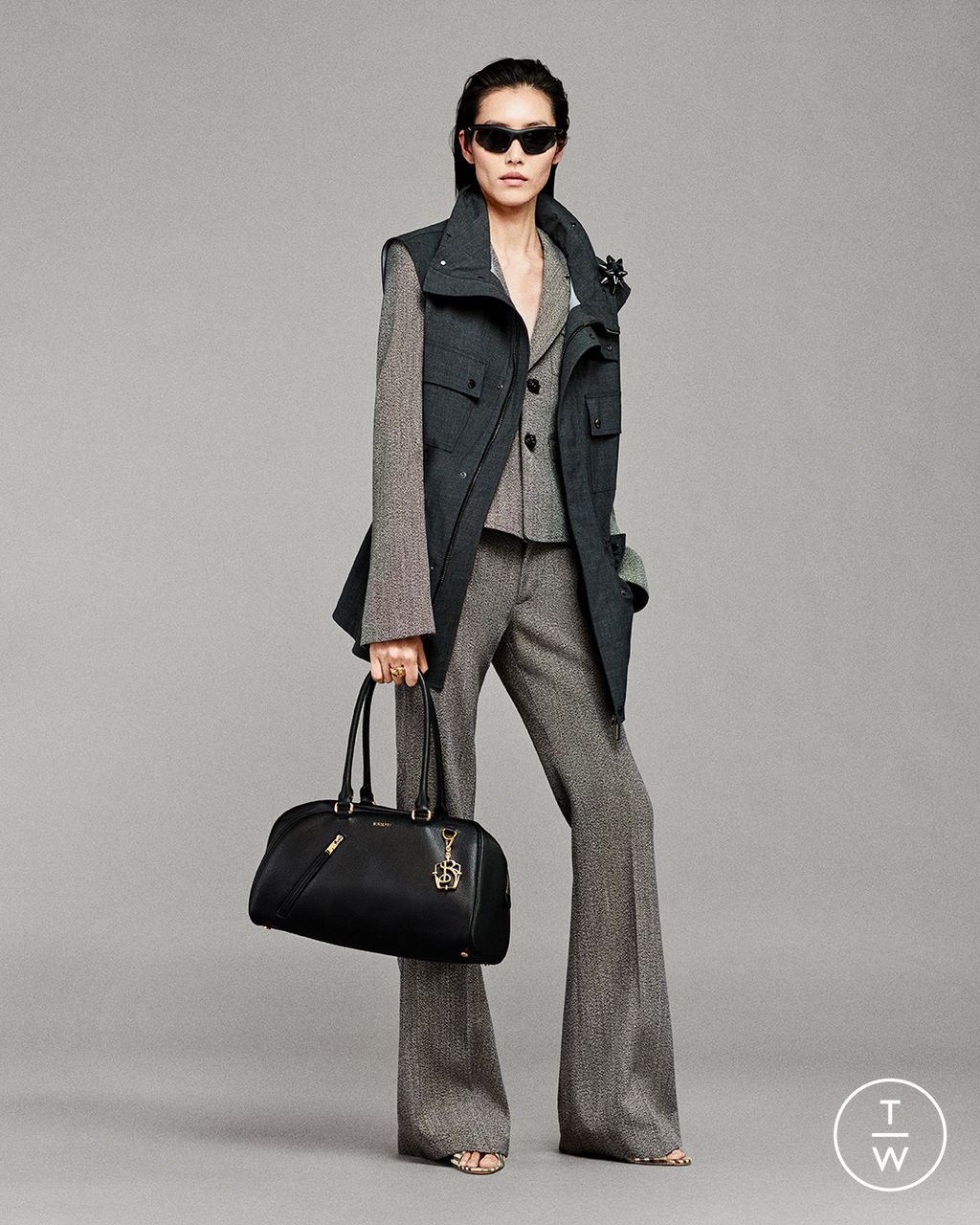 Fashion Week London Resort 2025 look 19 from the Burberry collection 女装