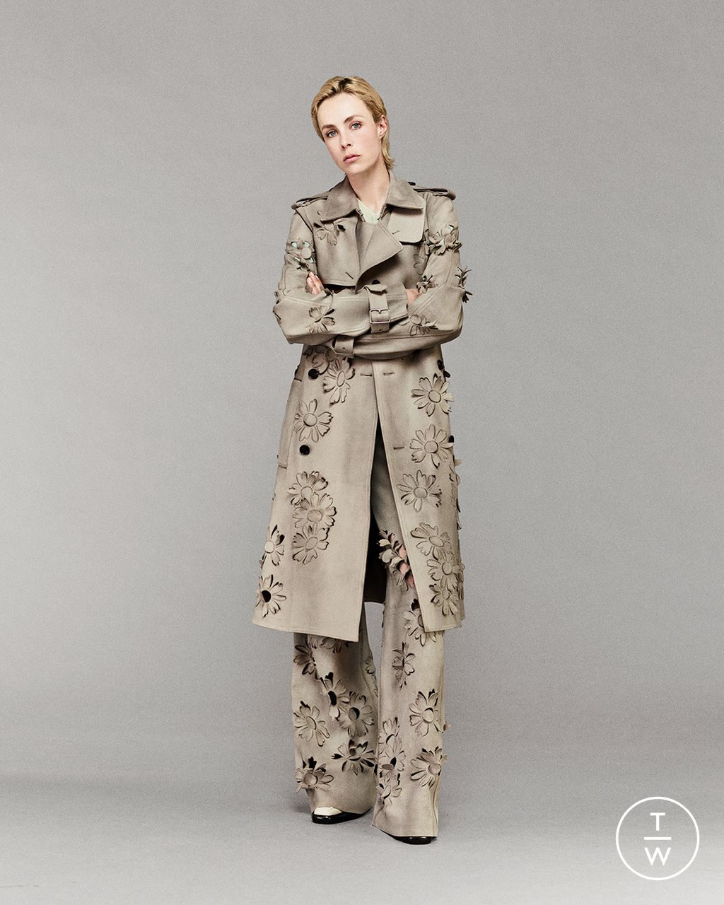 Fashion Week London Resort 2025 look 49 from the Burberry collection womenswear